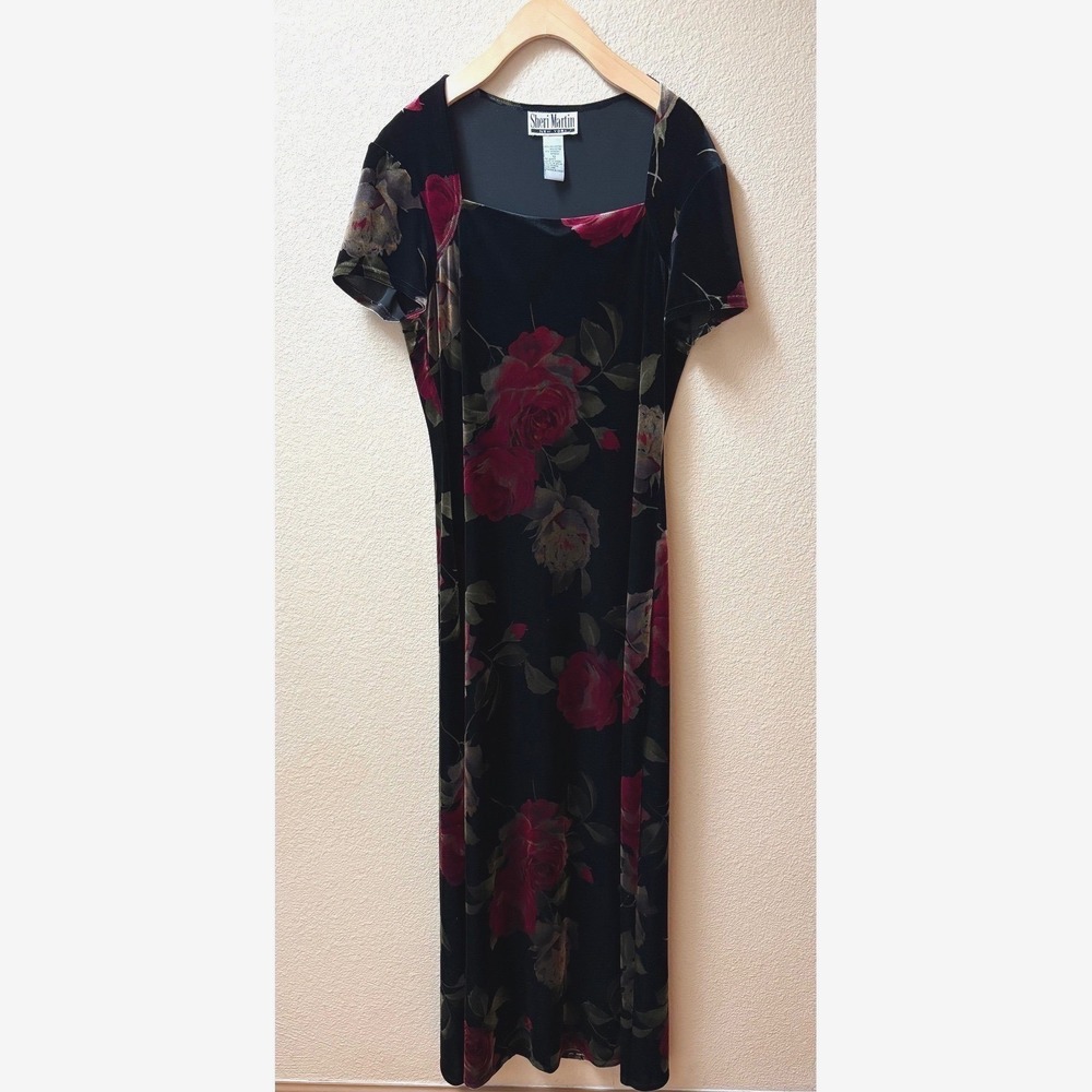 Sheri Martin Vintage 90s Velvet Floral Maxi Dress Black Red Rose Square Neck 12